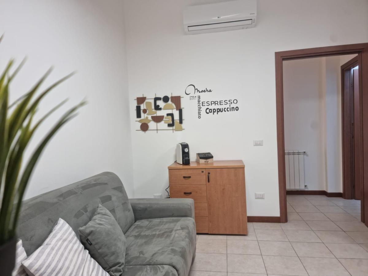 Laura Four Apartment Messina Exterior photo