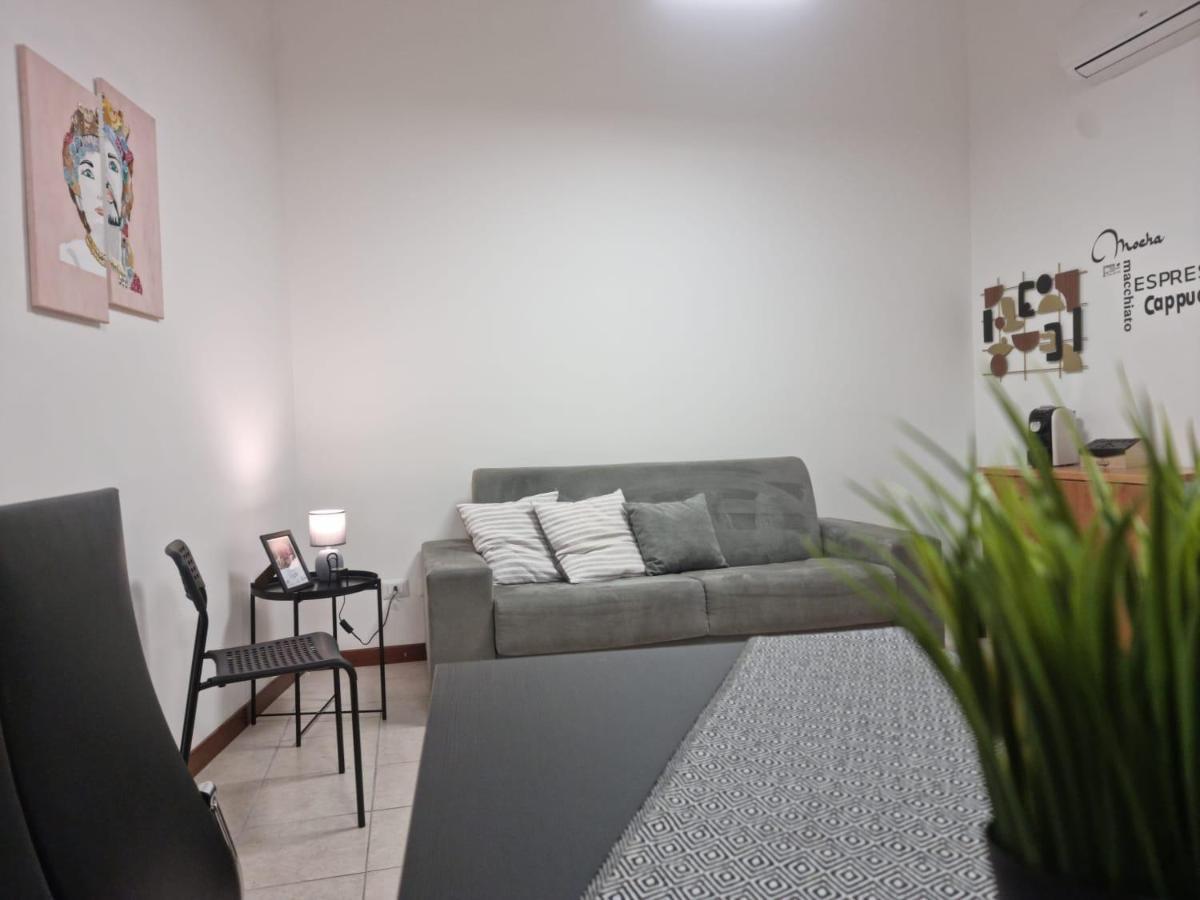 Laura Four Apartment Messina Exterior photo